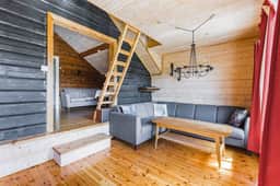 https://storage.googleapis.com/homestra-images/property-image-8fddbf08-b806-48f1-afe2-21dd60351531-1758815735.jpg