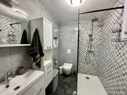 https://storage.googleapis.com/homestra-images/property-image-9023fea0-57a6-4e13-ab3d-caa54a64cc35-1757847273.jpg