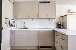 https://storage.googleapis.com/homestra-images/property-image-90de6512-ef51-471b-9009-7a9e39b7de81-1761395676.jpg