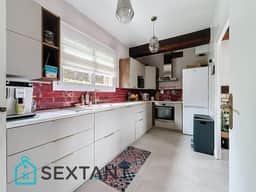 https://storage.googleapis.com/homestra-images/property-image-9409672d-2db0-4bba-ab77-54e743f733f3-1760558025.jpg