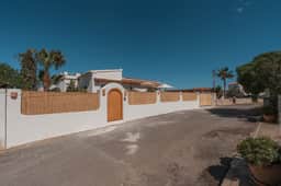 https://storage.googleapis.com/homestra-images/property-image-94202b84-dafb-446f-ac5e-fdf9d4ab23ee-1746644613.jpg