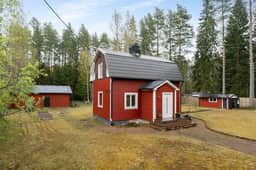 https://storage.googleapis.com/homestra-images/property-image-9510acaa-bb52-435b-9674-48784c3e358d-1746644731.jpg