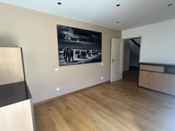 https://storage.googleapis.com/homestra-images/property-image-9550025a-fdd6-4107-8adb-a26a9b3b53db-1748777754.jpg