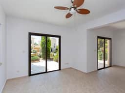 https://storage.googleapis.com/homestra-images/property-image-97713e24-65a5-46ba-b40a-2c09351b326d-1750096686.jpg