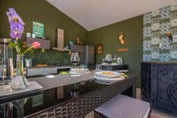 https://storage.googleapis.com/homestra-images/property-image-9806a86d-24a3-45b4-8fe1-89316cf9784d-1790509189.jpg