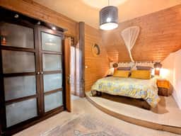 https://storage.googleapis.com/homestra-images/property-image-99168cda-99bc-4fe6-9e04-4604612e89de-1758976780.jpg