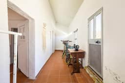 https://storage.googleapis.com/homestra-images/property-image-9a7966e2-ffa5-43bd-9752-224ed0826a94-1750962321.jpg