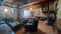 https://storage.googleapis.com/homestra-images/property-image-9a8fdd6d-c438-444d-94d8-7d0bedddb477-1756833814.jpg