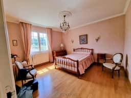 https://storage.googleapis.com/homestra-images/property-image-9acc4f5d-6e84-402b-b41e-e73568e01bf6-1749812347.jpg