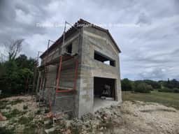 https://storage.googleapis.com/homestra-images/property-image-9bb0c1d9-fcfe-42f0-8857-d00e16c36d89-1754843168.jpg