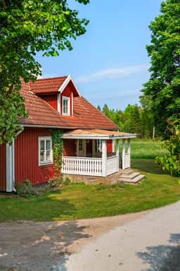 https://storage.googleapis.com/homestra-images/property-image-9c457936-d049-4c06-aaf4-702d4d5fb526-1750010664.jpg