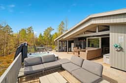 https://storage.googleapis.com/homestra-images/property-image-9ee629c4-2c1d-4040-9dca-384803cf0426-1750018733.jpg