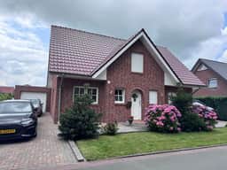 https://storage.googleapis.com/homestra-images/property-image-9ff51318-20b8-4265-b5d1-70874dd5a994-1757015827.jpg