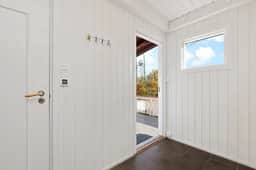 https://storage.googleapis.com/homestra-images/property-image-a4054c07-8763-4fef-9f66-f4f5ac5d73b9-1760770496.jpg