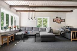 https://storage.googleapis.com/homestra-images/property-image-a4cdd0d7-7b01-4d26-bbb7-7a16a289a4bd-1752002097.jpg