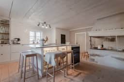 https://storage.googleapis.com/homestra-images/property-image-a53e302d-421d-45e0-a790-f825bb0712e9-1745778392.jpg