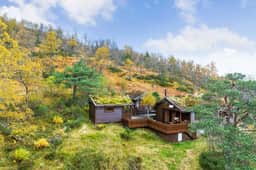 https://storage.googleapis.com/homestra-images/property-image-a570c507-615a-4fb8-b497-e4b15bf2bc70-1759860668.jpg