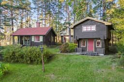 https://storage.googleapis.com/homestra-images/property-image-a6000371-3bd6-4339-93e0-8cadea9fe52d-1756317855.jpg