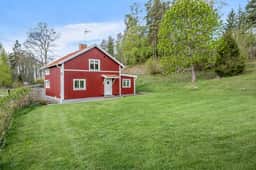 https://storage.googleapis.com/homestra-images/property-image-a969df15-bfea-442b-bc77-ea21529291b0-1749291755.jpg