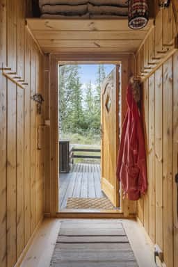 https://storage.googleapis.com/homestra-images/property-image-aa3d7567-2c9e-4ac9-950e-f968c945ed7b-1754154575.jpg