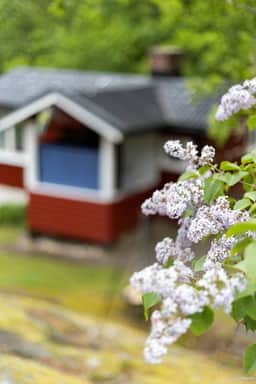 https://storage.googleapis.com/homestra-images/property-image-aa54da66-6997-488b-bc37-eb1bf376f405-1750010708.jpg