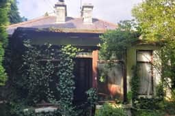 https://storage.googleapis.com/homestra-images/property-image-ac23778d-71e9-40c0-9378-38193b2e16de-1758970207.jpg