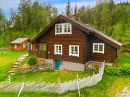 https://storage.googleapis.com/homestra-images/property-image-ad21b38a-4467-405c-aef5-92f85c0fc2f8-1759579054.jpg