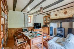 https://storage.googleapis.com/homestra-images/property-image-ad58f575-09fe-4824-9d27-50826526ed95-1755328626.jpg