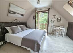 https://storage.googleapis.com/homestra-images/property-image-af4ced1b-8586-4f2b-b155-ebe40aaca6ce-1759169599.jpg