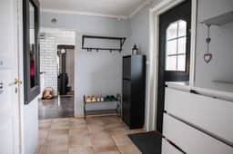 https://storage.googleapis.com/homestra-images/property-image-b207f611-bbcc-4fe2-9379-27778246161b-1761395702.jpg