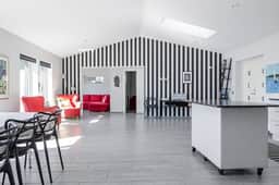https://storage.googleapis.com/homestra-images/property-image-b7b4def8-fa85-4ed2-9b9b-b82540abbfbe-1752257974.jpg