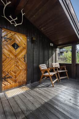 https://storage.googleapis.com/homestra-images/property-image-bb30b162-7316-4cf6-b05c-e7eb2281f9a6-1754154574.jpg