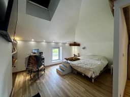https://storage.googleapis.com/homestra-images/property-image-bb8c24c7-d535-4b2a-a49b-19d8d7a12e1b-1751109248.jpg