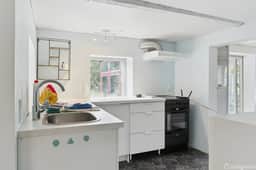 https://storage.googleapis.com/homestra-images/property-image-bd7006ab-4a54-4218-995d-633f71ff8084-1758738082.jpg