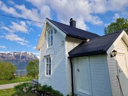 https://storage.googleapis.com/homestra-images/property-image-beb747eb-6800-42c2-a754-ea3b85224242-1780260835.jpg