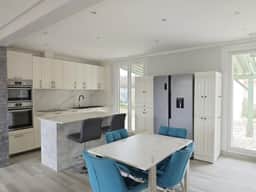 https://storage.googleapis.com/homestra-images/property-image-c042ca6c-d3bb-4936-bc8f-51ebe0d3f700-1751212844.jpg