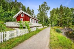 https://storage.googleapis.com/homestra-images/property-image-c10a9c62-7941-4f71-866b-914e68f9c7cb-1786271662.jpg