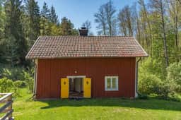 https://storage.googleapis.com/homestra-images/property-image-c1be08e4-0d76-4718-a1dc-eda1bfbe3f3d-1760633340.jpg