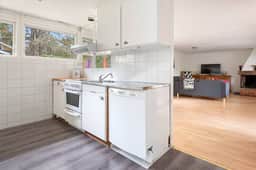 https://storage.googleapis.com/homestra-images/property-image-c334a726-f750-4ff3-a558-6cd409d3f333-1746263869.jpg