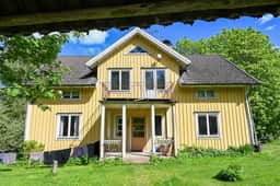 https://storage.googleapis.com/homestra-images/property-image-c5e974b4-8094-4653-9646-c12502a88acc-1749246144.jpg