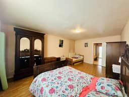 https://storage.googleapis.com/homestra-images/property-image-cb2bbb5d-461d-4bd8-af60-0cee0c173515-1747160129.jpg