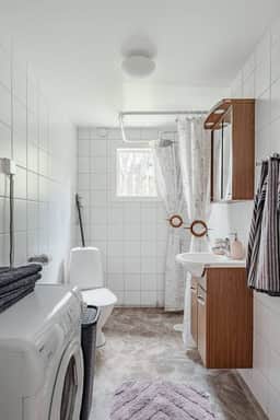 https://storage.googleapis.com/homestra-images/property-image-cb6c4425-b036-40fb-95c5-da6f94adb292-1746340443.jpg