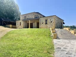 https://storage.googleapis.com/homestra-images/property-image-cc4813f0-9842-48d6-b9b3-382774877c24-1752932068.jpg