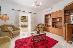 https://storage.googleapis.com/homestra-images/property-image-cf6faf74-2c8f-4e75-8268-666f53c32b98-1780259061.jpg