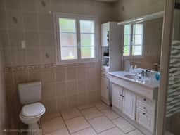 https://storage.googleapis.com/homestra-images/property-image-cfa1c472-e500-4861-85a3-f2e5ce32c00b-1754835640.jpg