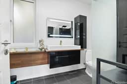 https://storage.googleapis.com/homestra-images/property-image-d0a33e31-49f4-4660-82a6-d4378a3bb40e-1749394592.jpg