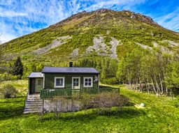 https://storage.googleapis.com/homestra-images/property-image-d1fc6be3-acb2-4bab-b61c-4a35c1723321-1780260843.jpg
