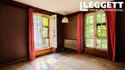 https://storage.googleapis.com/homestra-images/property-image-d8a41b8e-2c72-4c5f-ba9c-229549eaa380-1752082015.jpg
