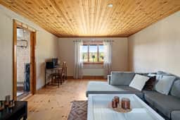 https://storage.googleapis.com/homestra-images/property-image-d9312ed5-8d56-41d1-8baa-8f9236022c0d-1789213180.jpg