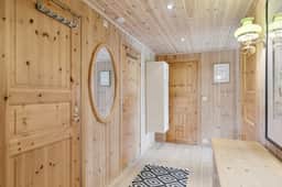 https://storage.googleapis.com/homestra-images/property-image-da2bb8e8-10cb-4617-b9bd-a57e98a07ca9-1757015808.jpg